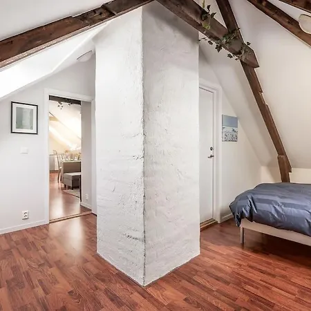 Apt. Close To Centre 公寓 *